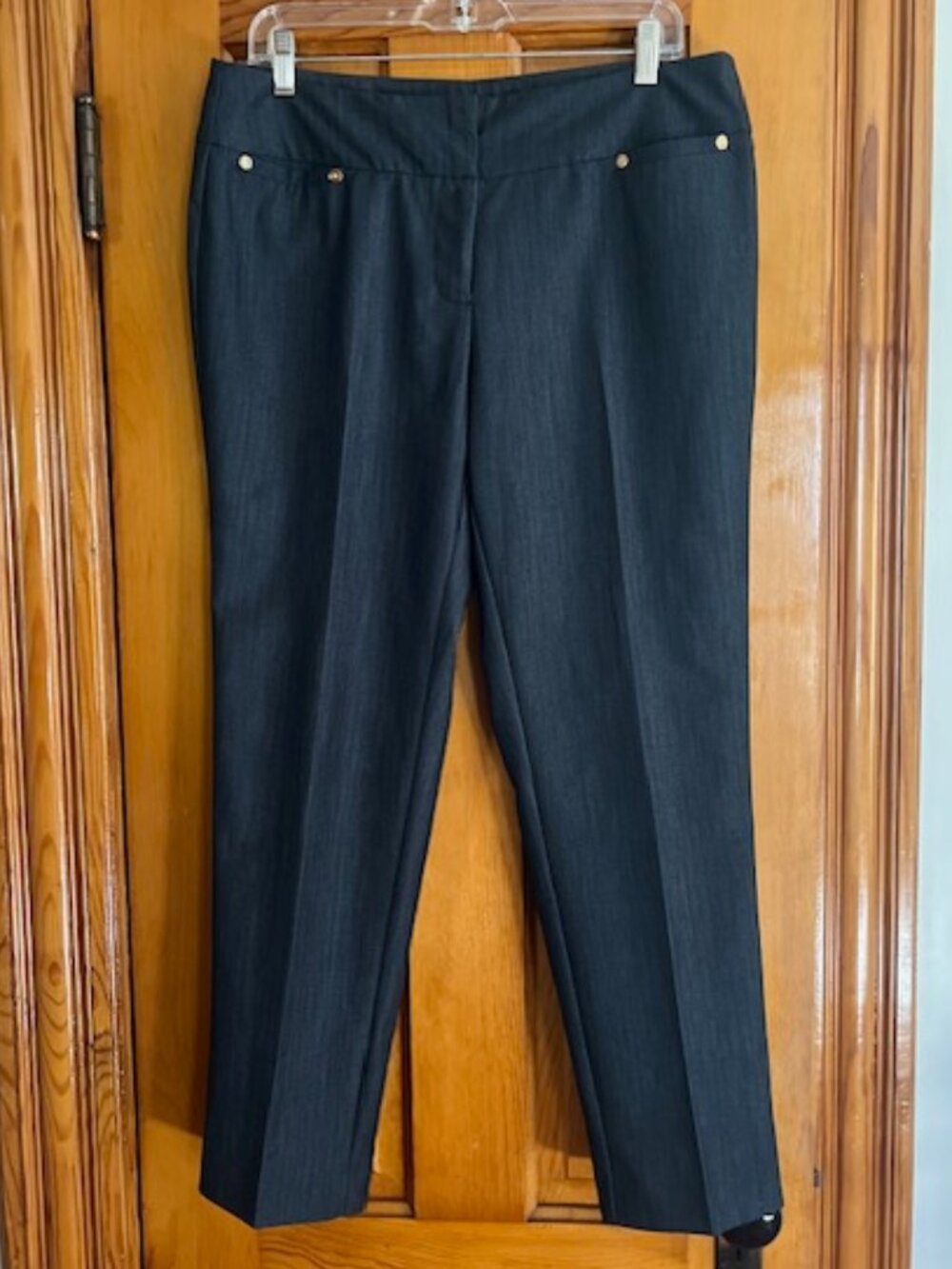 Anne Klein Tapered Leg Ankle Gold Accents Pants Women's 10